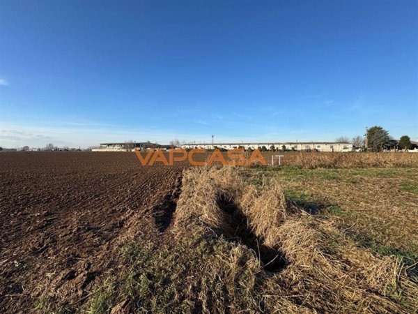 terreno agricolo in vendita a Ghisalba