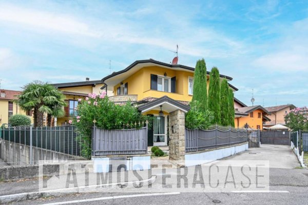 casa indipendente in vendita a Ghisalba
