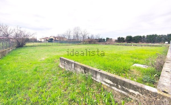 terreno in vendita a Ghisalba