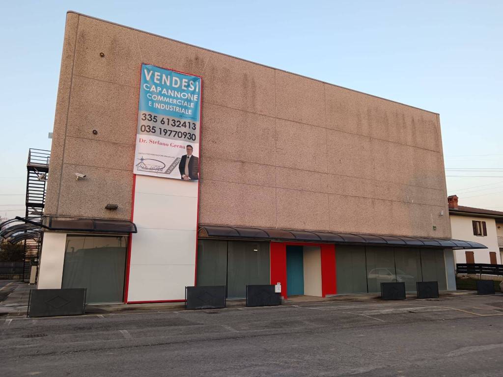 capannone in vendita a Gorlago