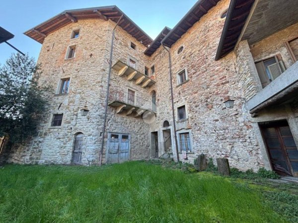 casa indipendente in vendita a Gorlago