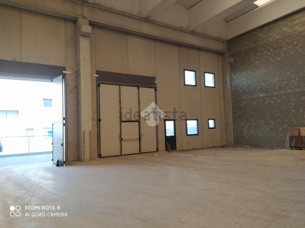 capannone in vendita a Gorlago