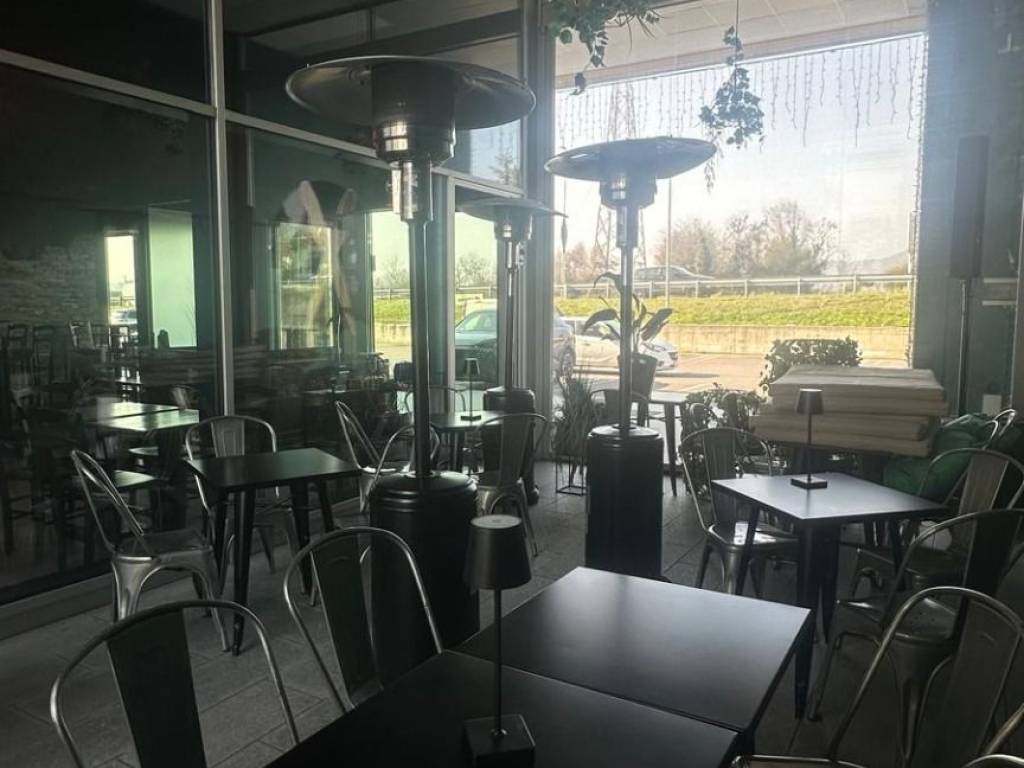 negozio in vendita a Gorlago