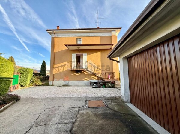 casa indipendente in vendita a Gorlago