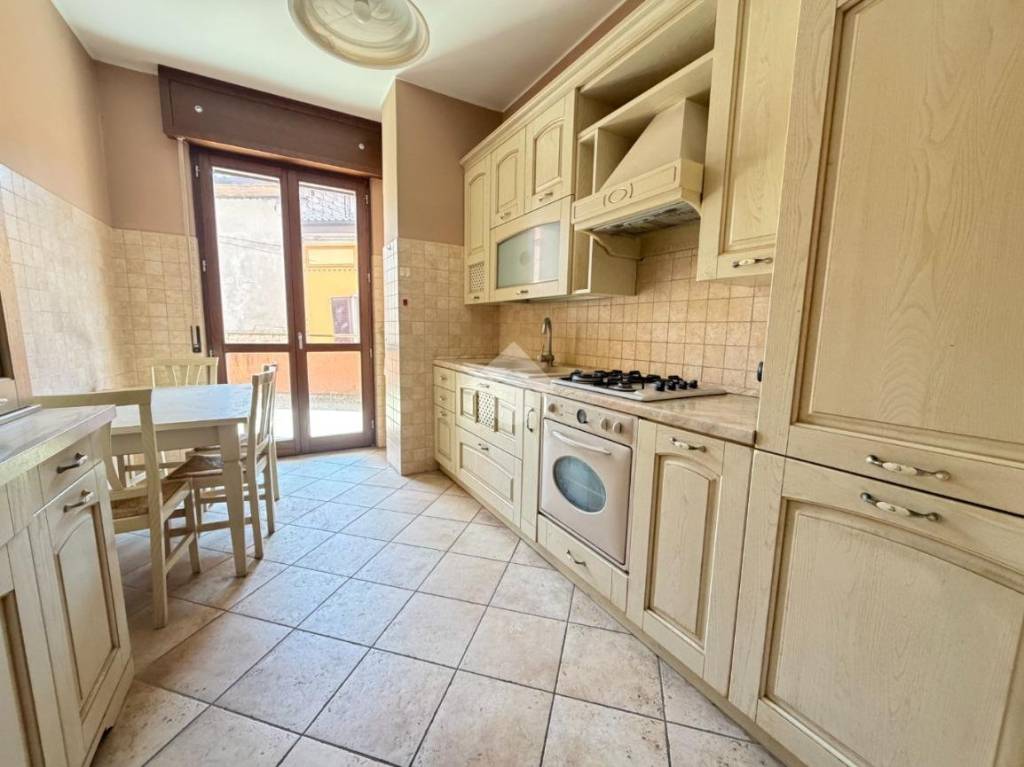 appartamento in vendita a Gorlago in zona Borghetti