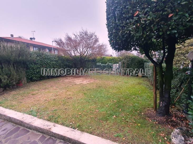 appartamento in vendita a Gorlago in zona Borghetti
