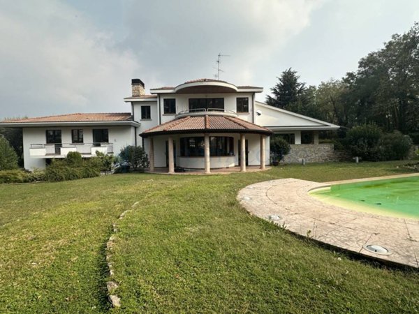 casa indipendente in vendita a Gorle