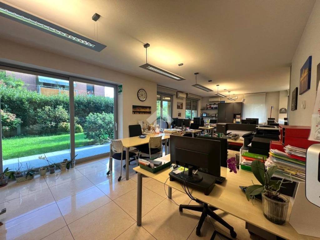 ufficio in vendita a Gorle