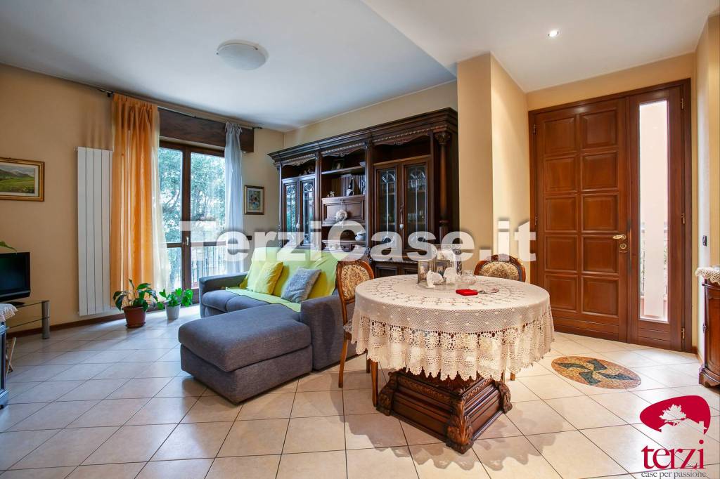 casa indipendente in vendita a Gorle