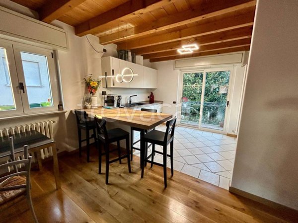 casa indipendente in vendita a Gorle