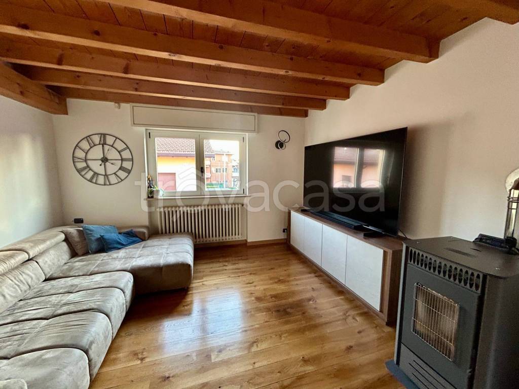 casa indipendente in vendita a Gorle