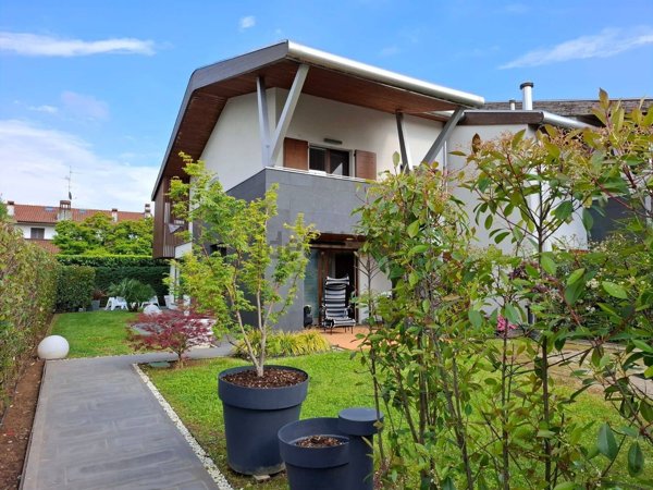 casa indipendente in vendita a Gorle
