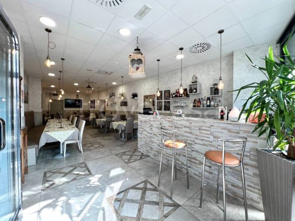 negozio in vendita a Gorle