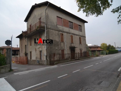 intera palazzina in vendita a Gorle