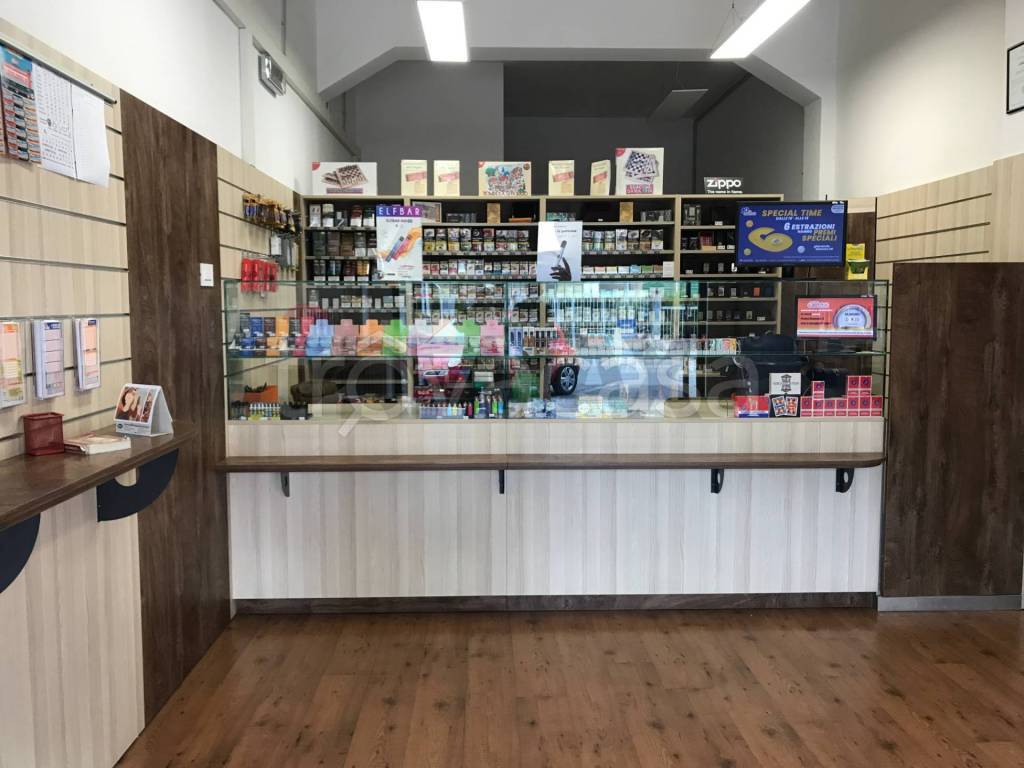 negozio in vendita a Gorle