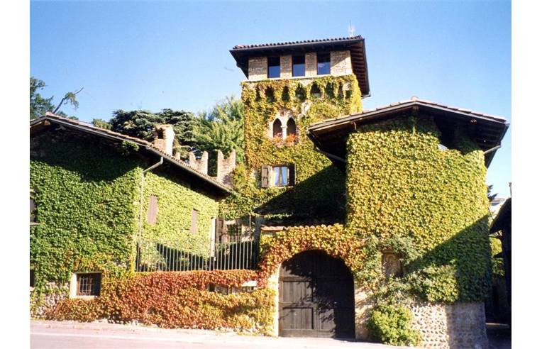 casa indipendente in vendita a Gorle