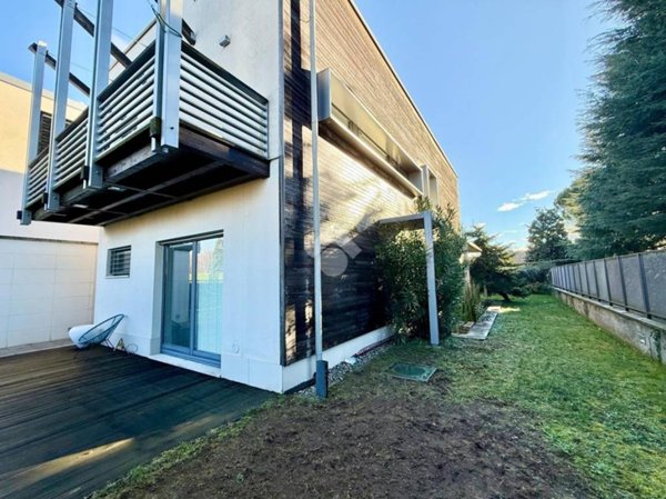 casa indipendente in vendita a Gorle