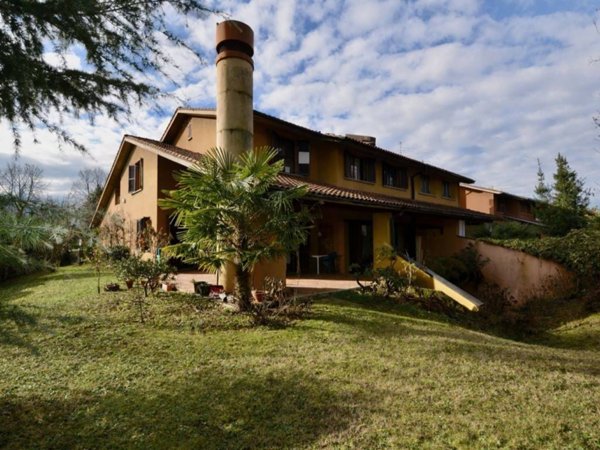 casa indipendente in vendita a Gorle