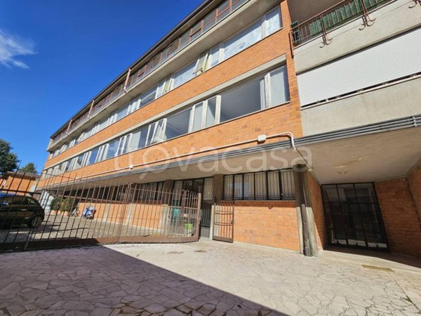 locale commerciale in vendita a Gorle