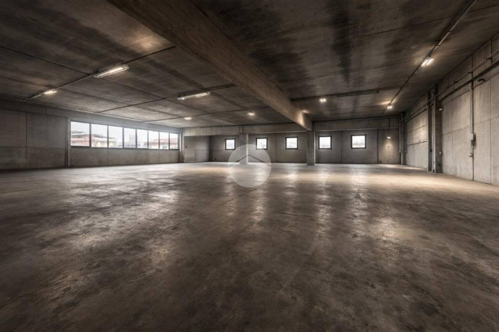 locale commerciale in vendita a Gorle