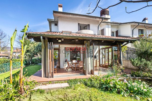 casa indipendente in vendita a Gorle