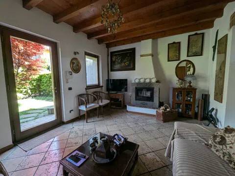 casa indipendente in vendita a Gorle
