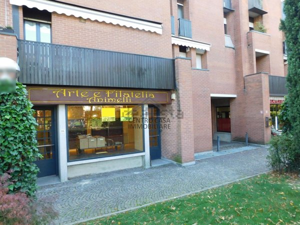 locale commerciale in vendita a Gorle