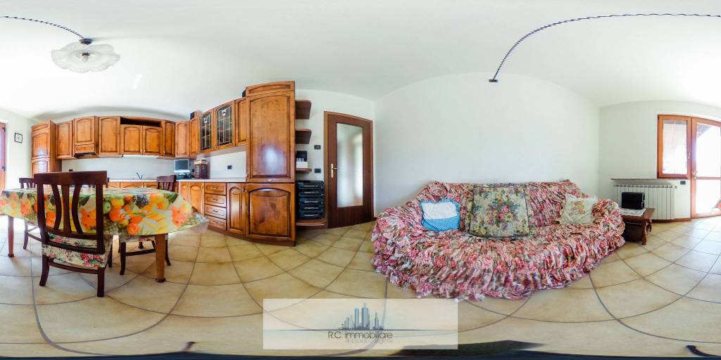appartamento in vendita a Gorno