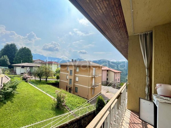 appartamento in vendita a Gorno
