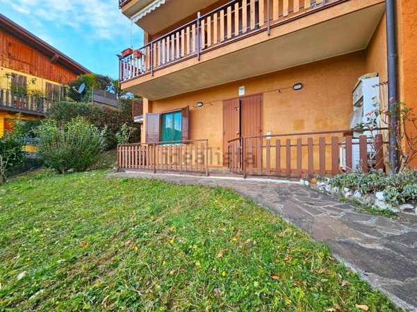 appartamento in vendita a Gorno in zona Sant'Antonio