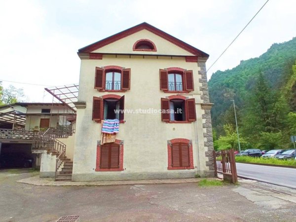 appartamento in vendita a Gorno