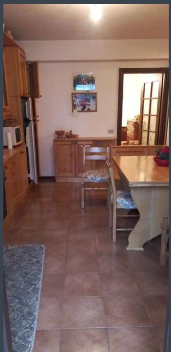 casa indipendente in vendita a Gorno