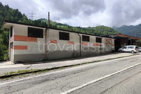 negozio in vendita a Gorno