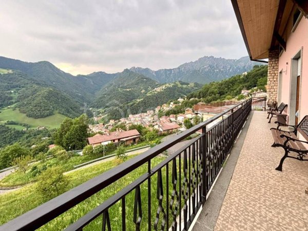 appartamento in vendita a Gorno