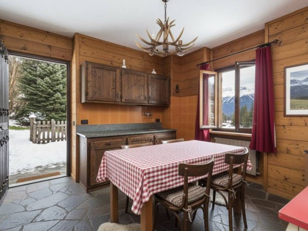 casa indipendente in vendita a Gorno in zona Sant'Antonio