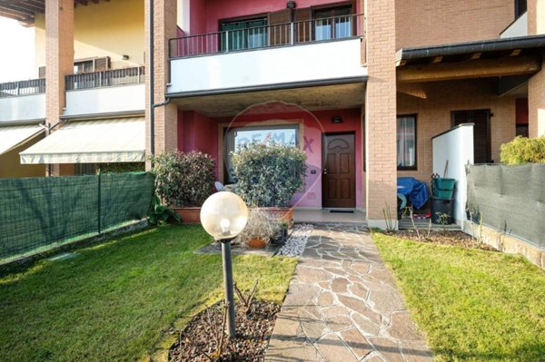 casa indipendente in vendita a Grassobbio