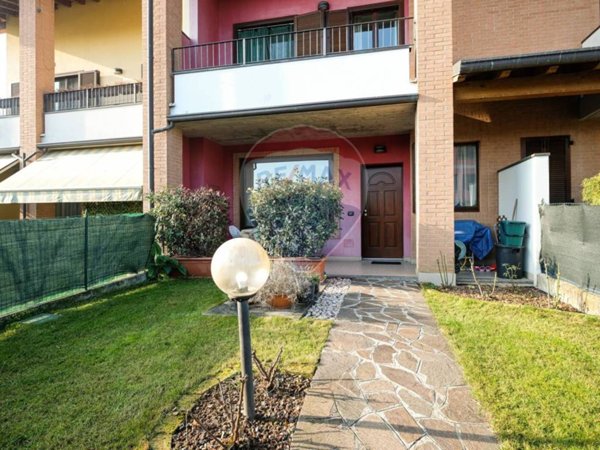 casa indipendente in vendita a Grassobbio