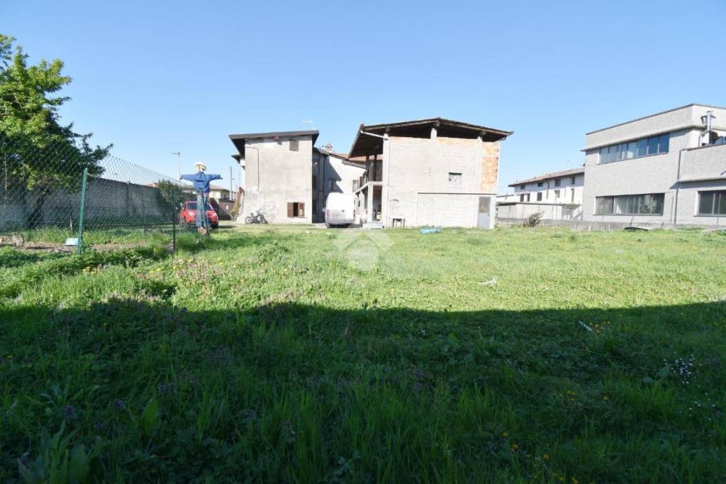 casa indipendente in vendita a Grassobbio
