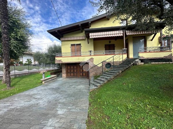 casa indipendente in vendita a Grassobbio