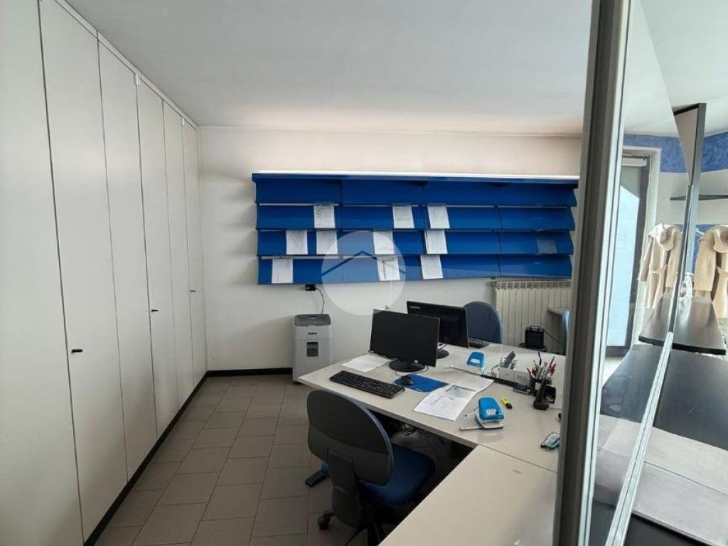 ufficio in vendita a Grassobbio