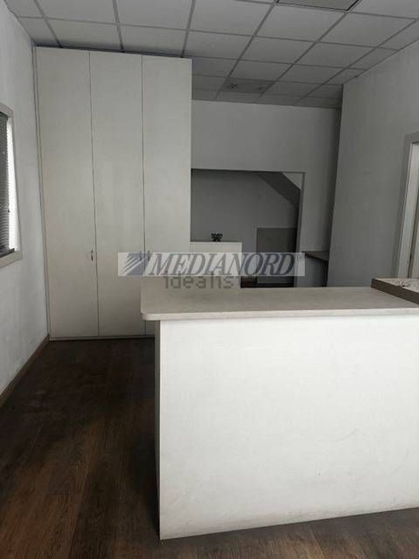 capannone in vendita a Grassobbio