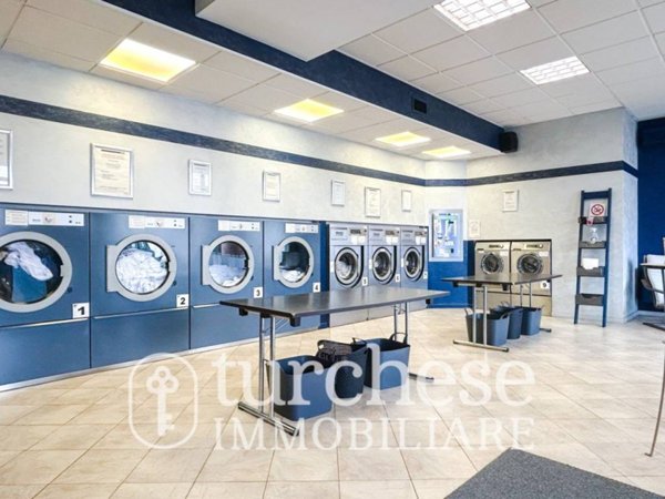 negozio in vendita a Grassobbio