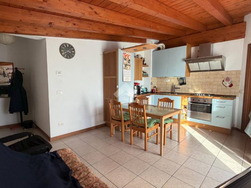 appartamento in vendita a Grassobbio in zona Capannelle