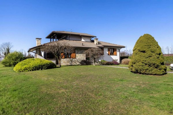 casa indipendente in vendita a Grassobbio in zona Capannelle
