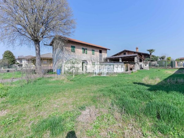 casa indipendente in vendita a Grassobbio in zona Capannelle