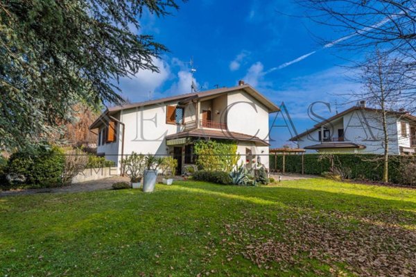 casa indipendente in vendita a Grassobbio in zona Capannelle