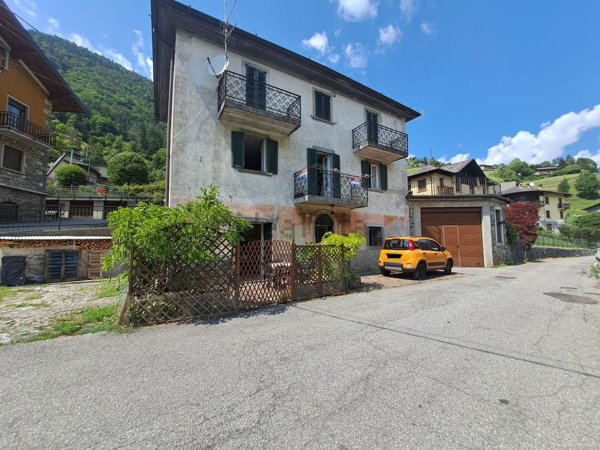 casa indipendente in vendita a Gromo