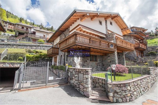 casa indipendente in vendita a Gromo in zona Spiazzi
