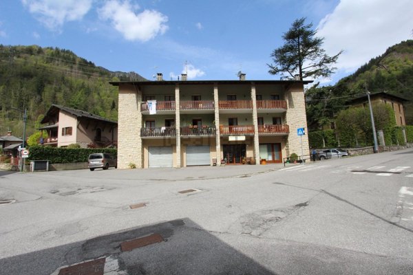 ufficio in vendita a Gromo