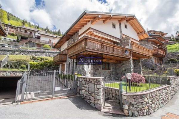 casa indipendente in vendita a Gromo in zona Spiazzi